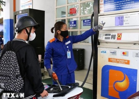 Thủ tướng yêu cầu trình Nghị định mới về kinh doanh xăng dầu trước ngày 10/11
