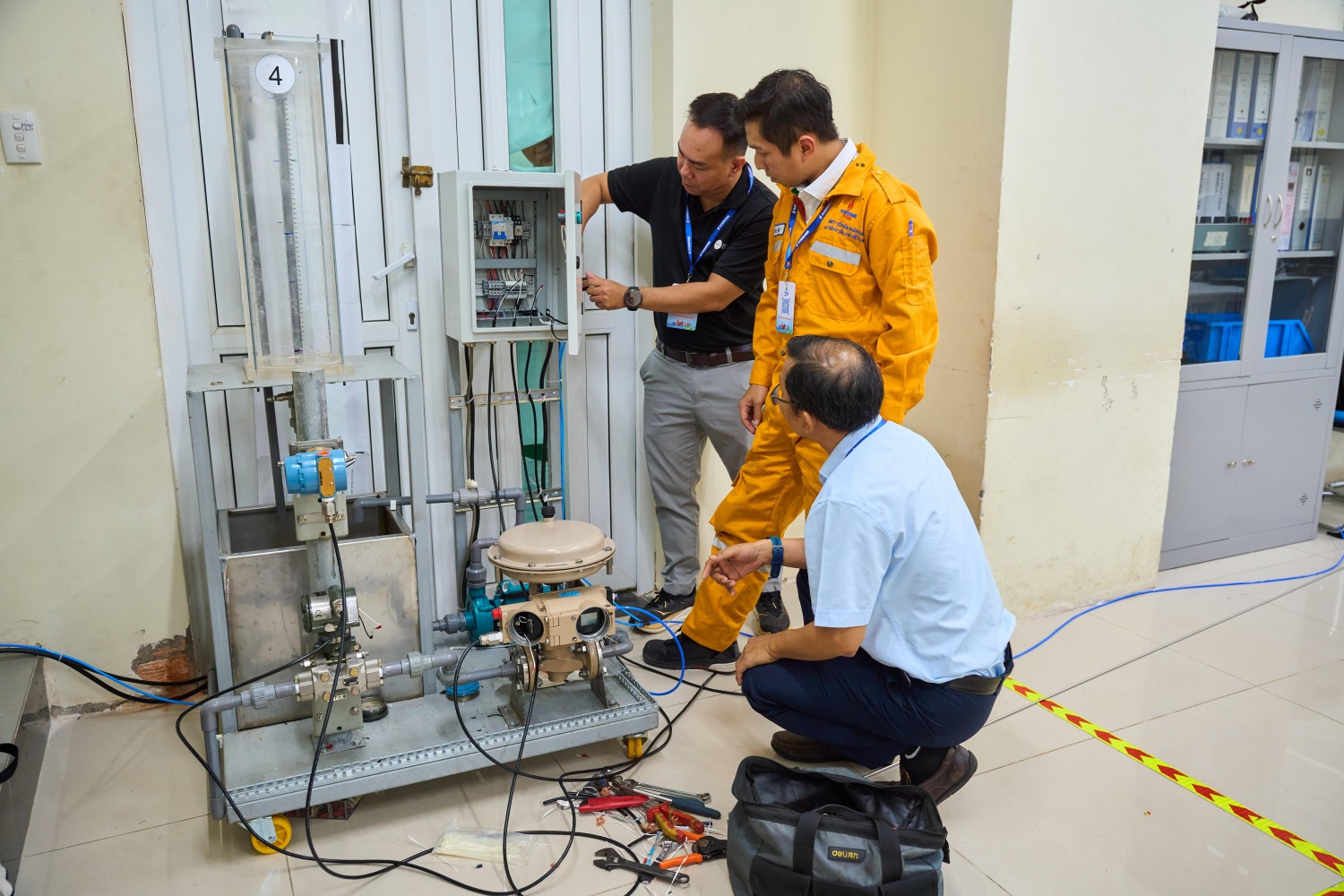 Hội thi tay nghề Dầu khí lần IX – Năm 2026: Ngày tranh tài quyết định, bản lĩnh người thợ được khẳng định Hội thi Tay nghề Dầu khí lần IX - năm 2026: Ngày tranh tài quyết định, khẳng định bản lĩnh người thợ