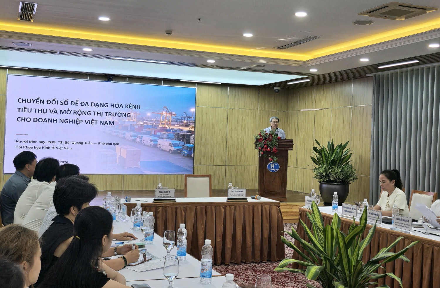 Phát triển thị trường đa kênh: Mở rộng đầu ra bền vững cho hàng hóa Việt Phát triển thị trường đa kênh: Mở rộng đầu ra bền vững cho hàng hóa Việt