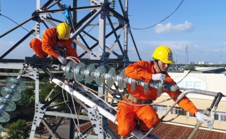 Thủ tướng yêu cầu tuyệt đối không để thiếu điện giai đoạn 2027-2030