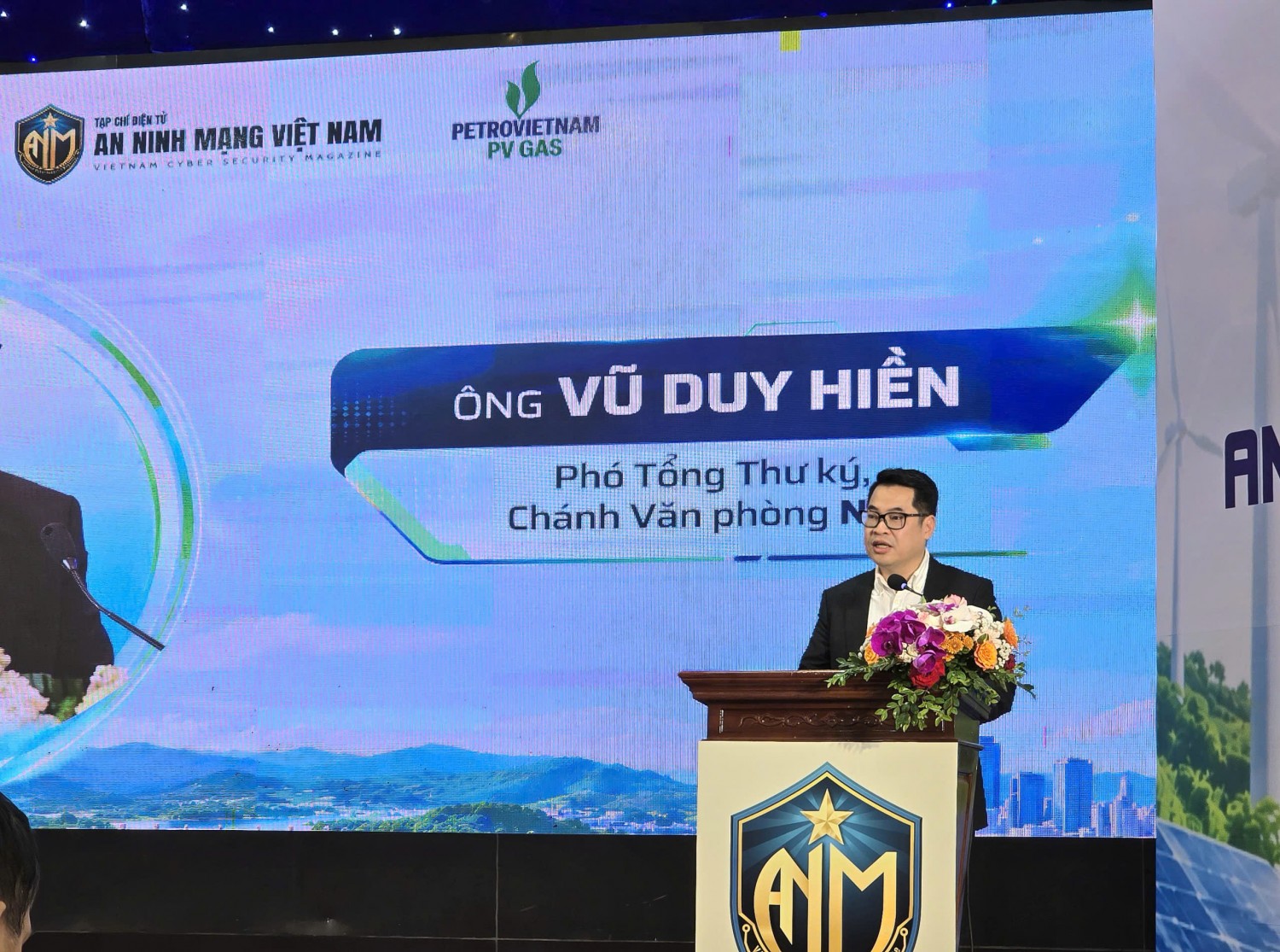 Chuyển đổi xanh ngành năng lượng phải đi cùng an toàn số Chuyển đổi xanh ngành năng lượng phải đi cùng an toàn số