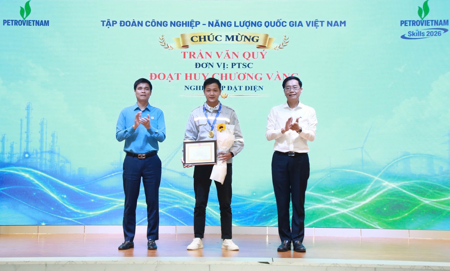 [Chùm ảnh] Vinh danh những “bàn tay vàng” tại Hội thi Tay nghề Dầu khí lần thứ IX