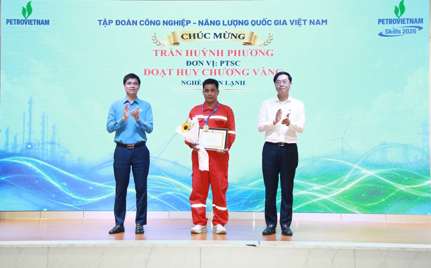 [Chùm ảnh] Vinh danh những “bàn tay vàng” tại Hội thi Tay nghề Dầu khí lần thứ IX