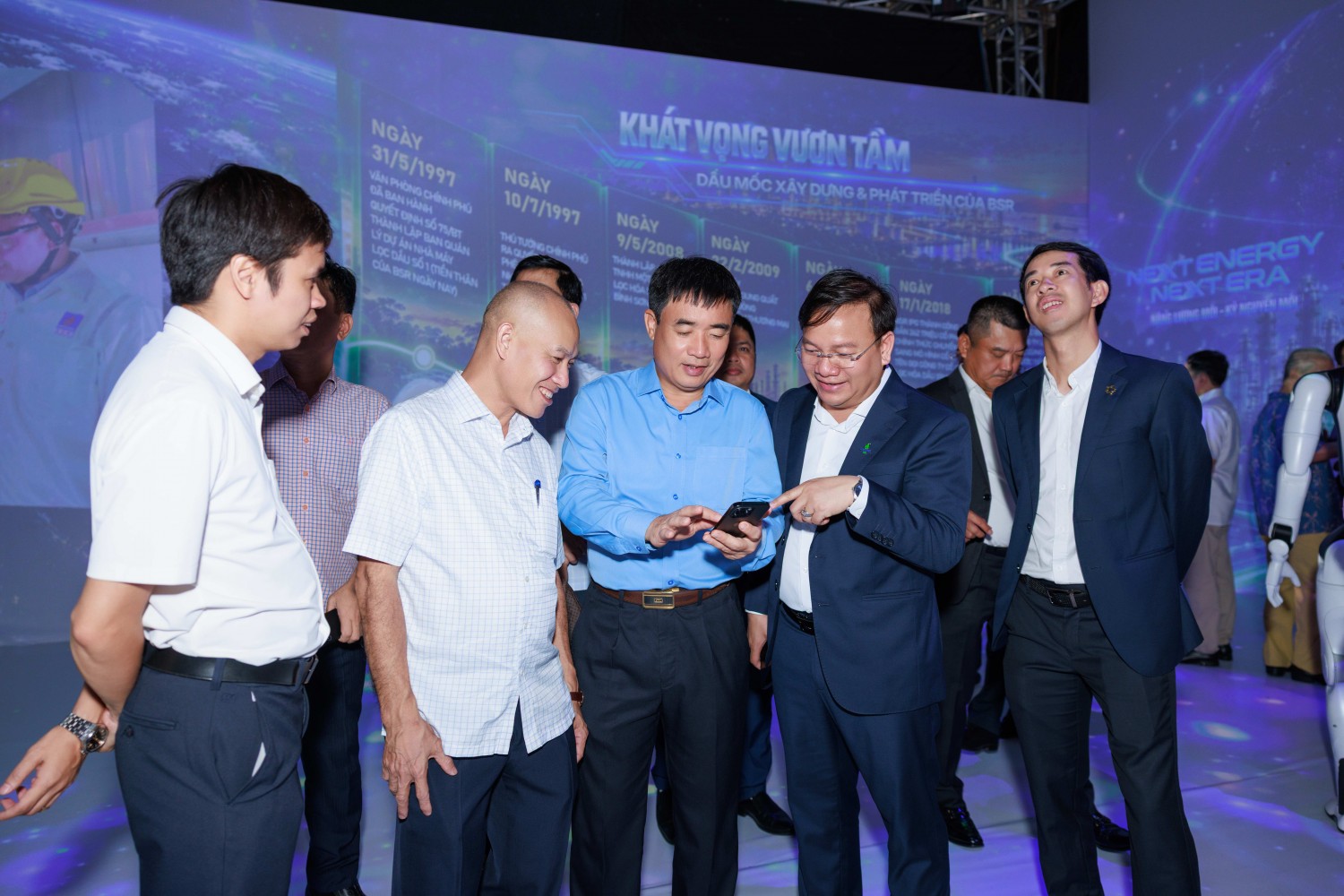 BSR lấy lợi ích hài hòa, lâu dài làm nguyên tắc trong mọi quan hệ hợp tác BSR lấy lợi ích hài hòa, lâu dài làm nguyên tắc trong mọi quan hệ hợp tác