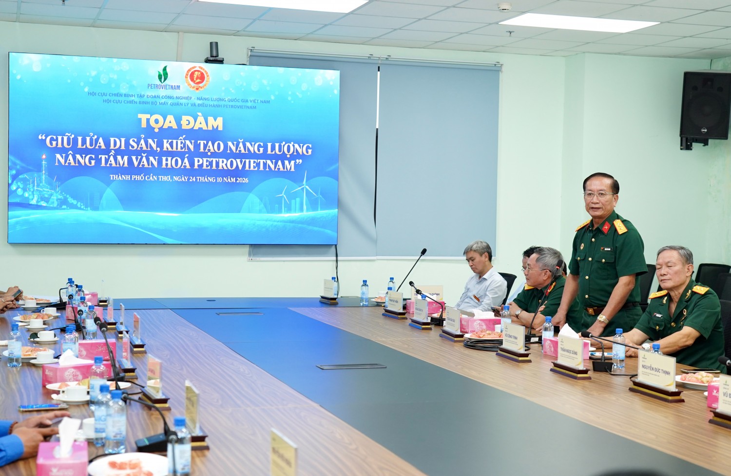 Hội CCB Bộ máy QL&ĐH PETROVIETNAM: Giữ lửa truyền thống, lan tỏa văn hóa nghĩa tình