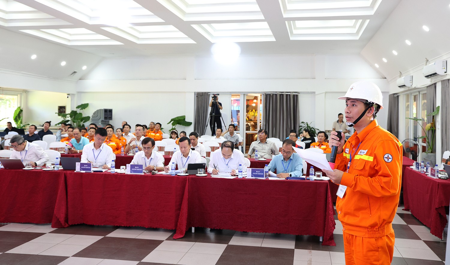 Trò chuyện với người đạt giải Nhất Hội thi ATVSV giỏi EVNNPT năm 2026
