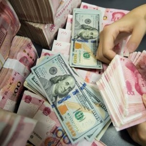 Điểm tin tài chính - ngân hàng ngày 26/10: Lãi suất tiết kiệm, USD và giá vàng đều hạ nhiệt