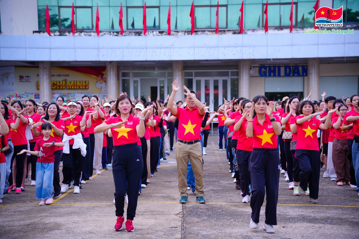 VSP Women - Move Together: Rộn ràng bước chân, lan tỏa năng lượng tích cực