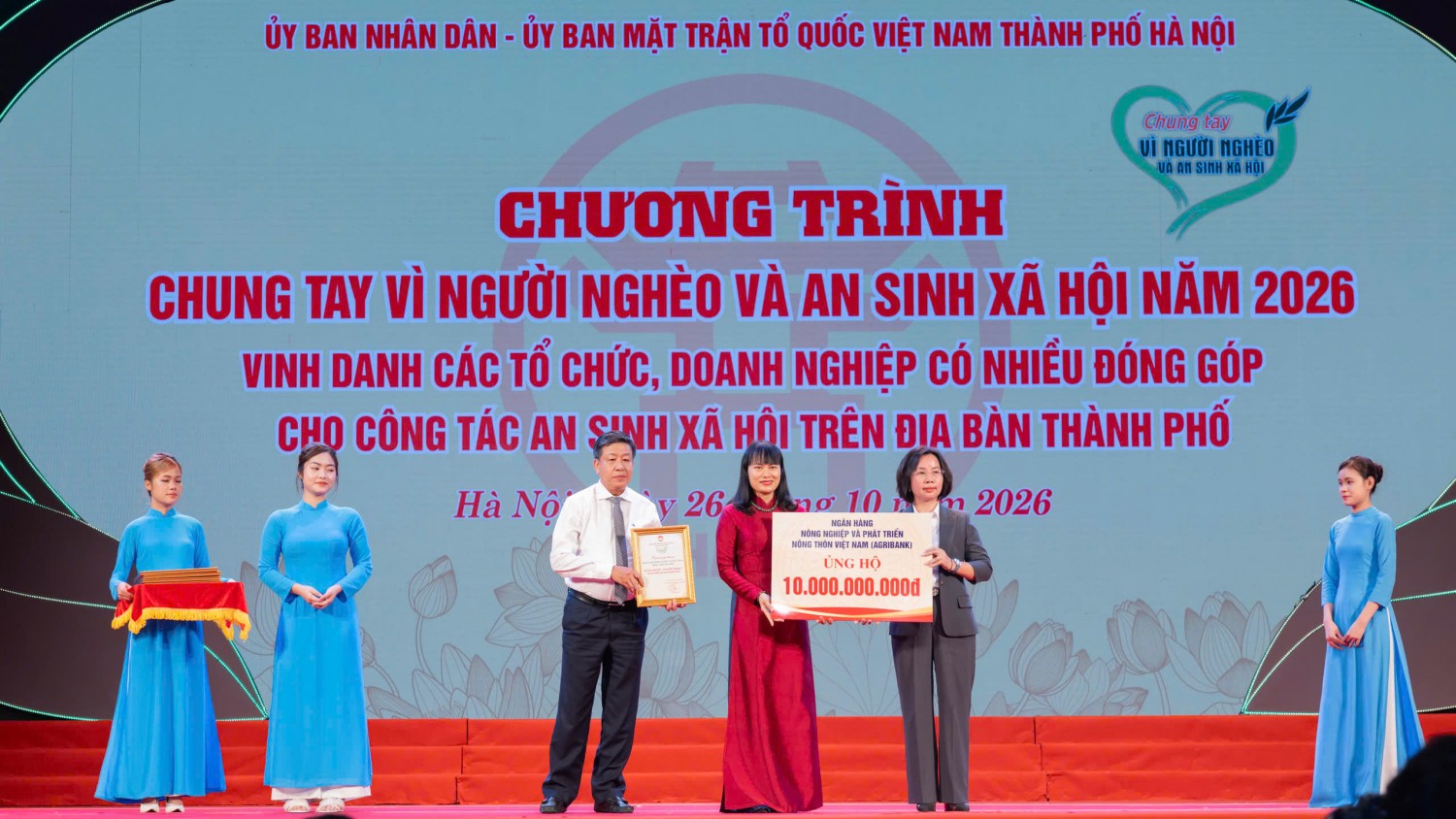 Agribank đồng hành cùng Thủ đô chăm lo an sinh xã hội, vì mục tiêu giảm nghèo bền vững Agribank đồng hành cùng Thủ đô chăm lo an sinh xã hội, vì mục tiêu giảm nghèo bền vững