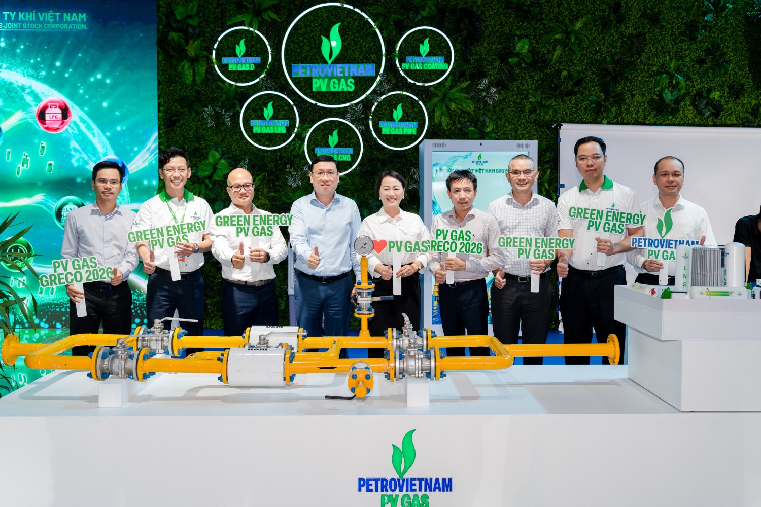 PV GAS khai trương Không gian triển lãm “Tiếp sức cho một Việt Nam chuyển mình” PV GAS khai trương Không gian triển lãm “Tiếp sức cho một Việt Nam chuyển mình”