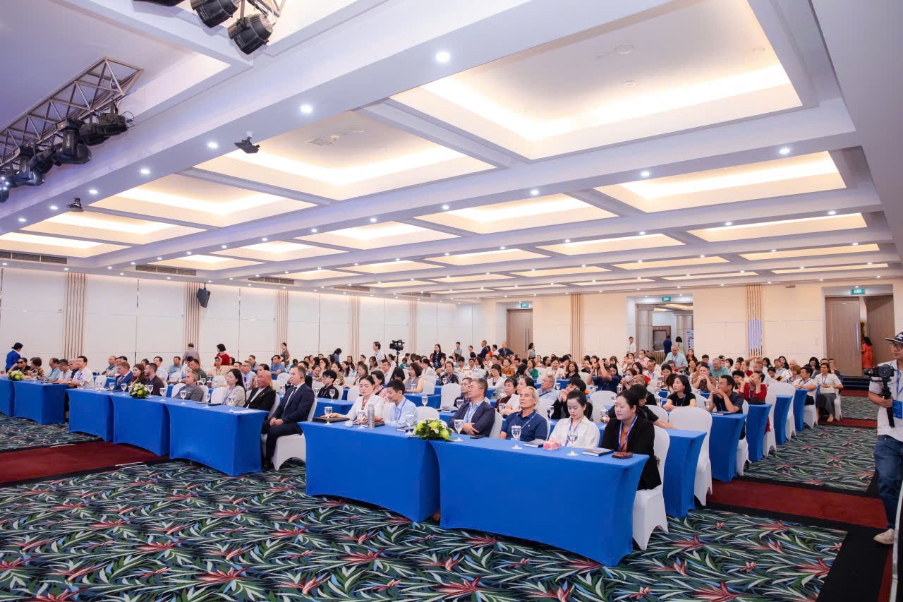 Hội nghị quốc tế lần thứ hai về công nghệ điện ma sát tại Việt Nam Hội nghị quốc tế lần thứ hai về công nghệ điện ma sát tại Việt Nam
