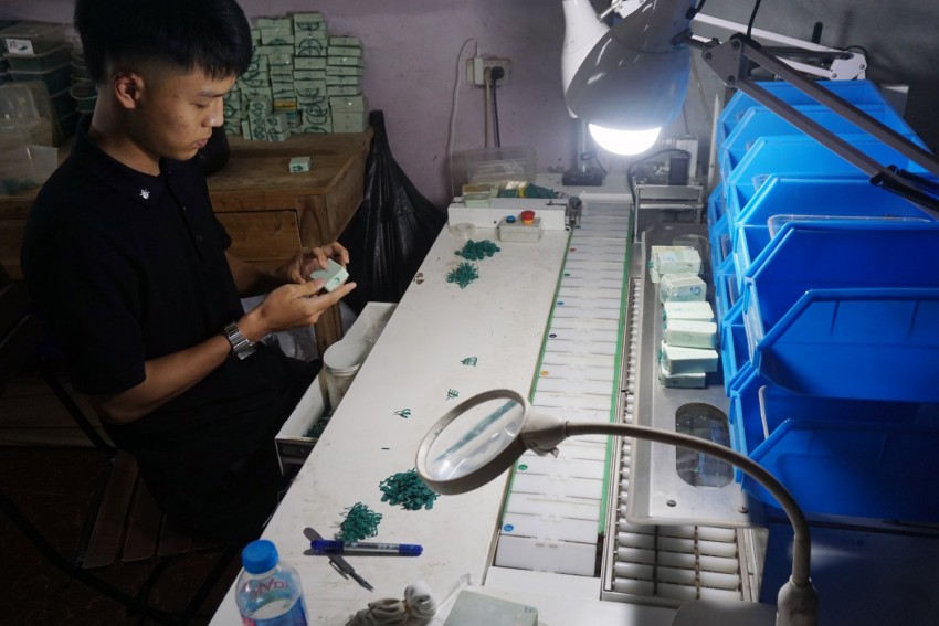 Thế giới sáng tạo của người thợ kim hoàn