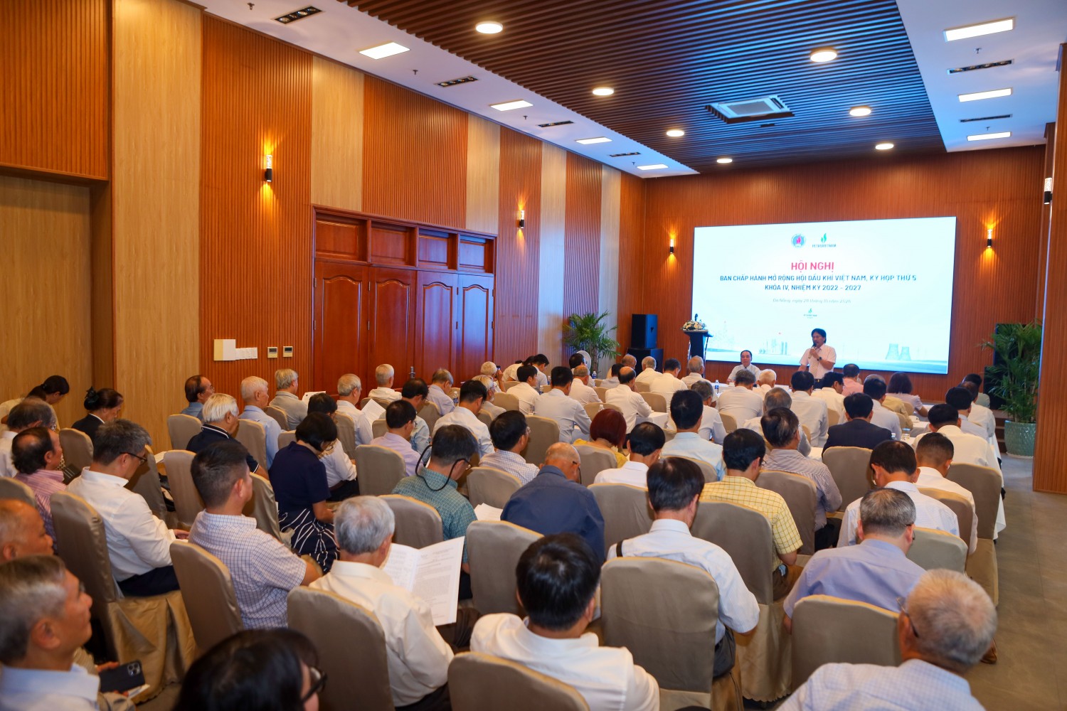 Tiếp tục đẩy mạnh tư vấn, phản biện chính sách năng lượng, hướng tới Đại hội V