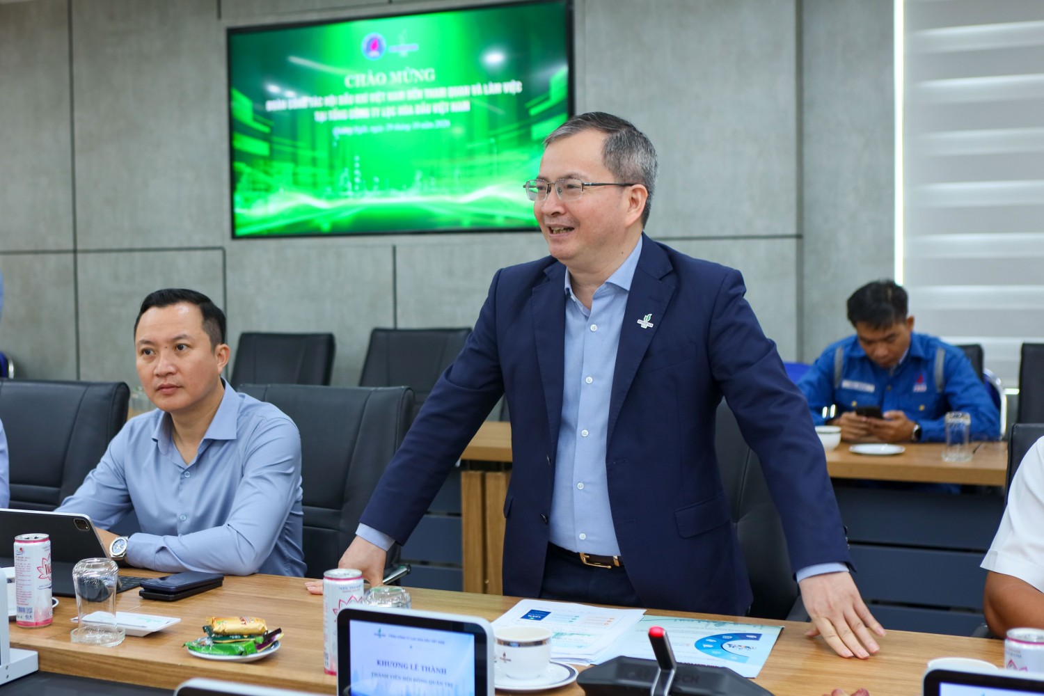 Ông Khương Lê Thành - Thành viên HĐQT BSR chia sẻ về tình hình sản xuất kinh doanh của BSR. Bên cạnh hoạt động SXKD đạt nhiều kết quả tích cực, BSR cũng đang nỗ lực thực hiện dự Nâng cấp, mở rộng NMDL Dung Quất.