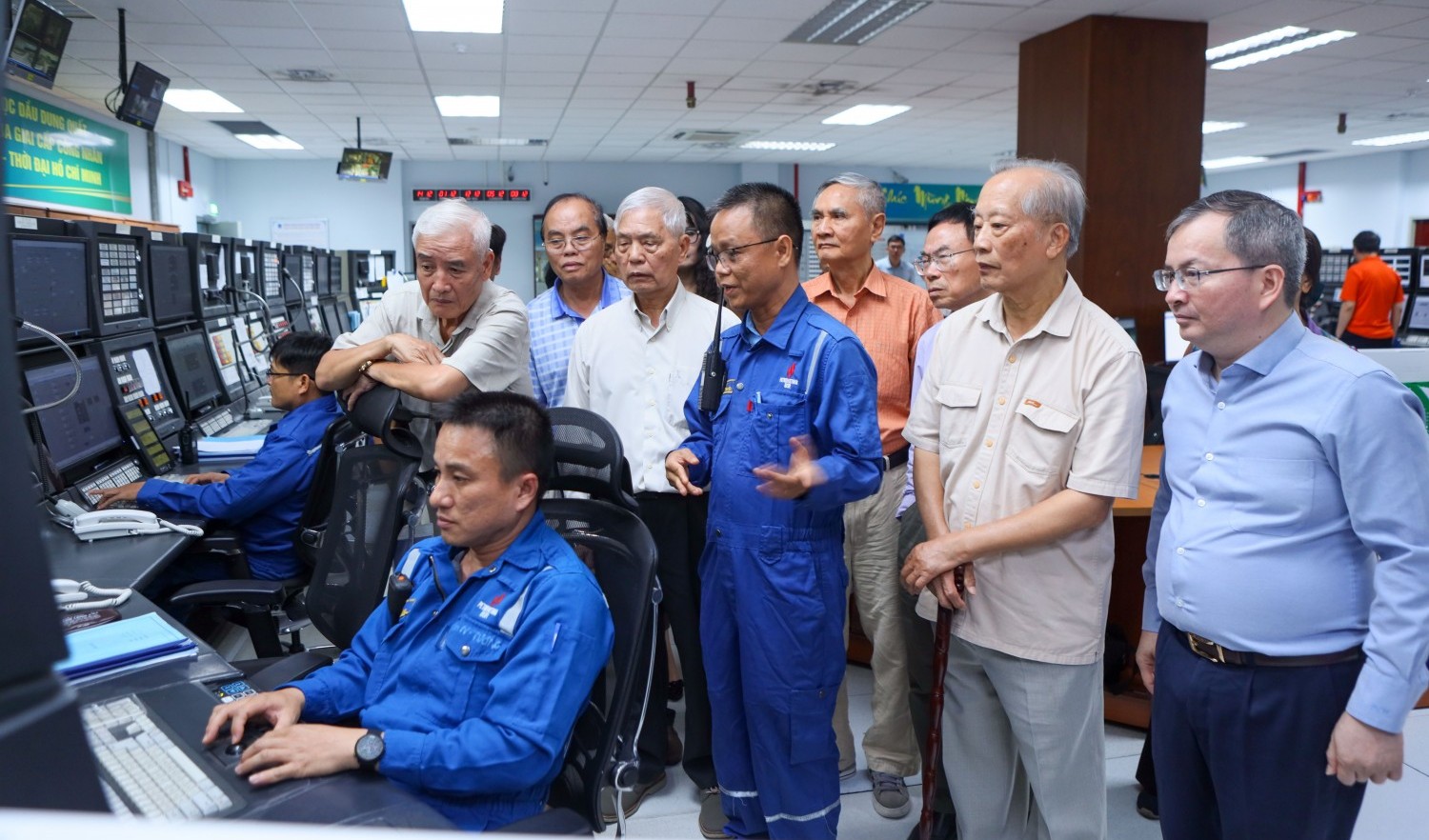 Hội Dầu khí Việt Nam tăng cường trao đổi hợp tác với BSR