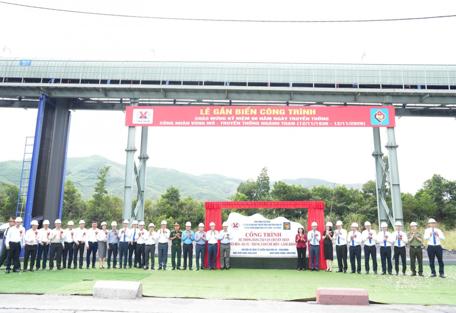 TKV thi đua sản xuất 