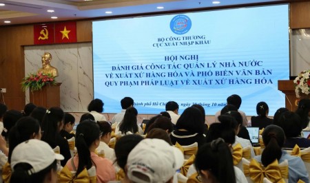 Hoàn thiện quy định xác định xuất xứ hàng hóa Việt Nam lưu thông trong nước
