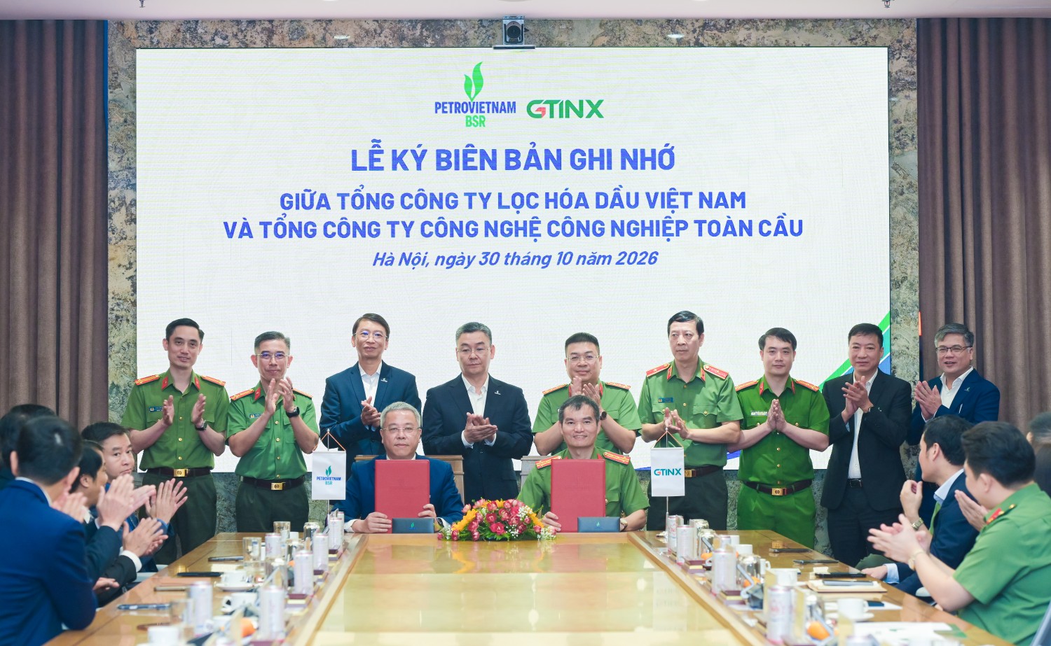BSR và GTINX ký kết biên bản ghi nhớ hợp tác, tập trung vào các giải pháp bảo vệ Nhà máy Lọc dầu BSR và GTINX ký kết biên bản ghi nhớ hợp tác, tập trung vào các giải pháp bảo vệ Nhà máy Lọc dầu