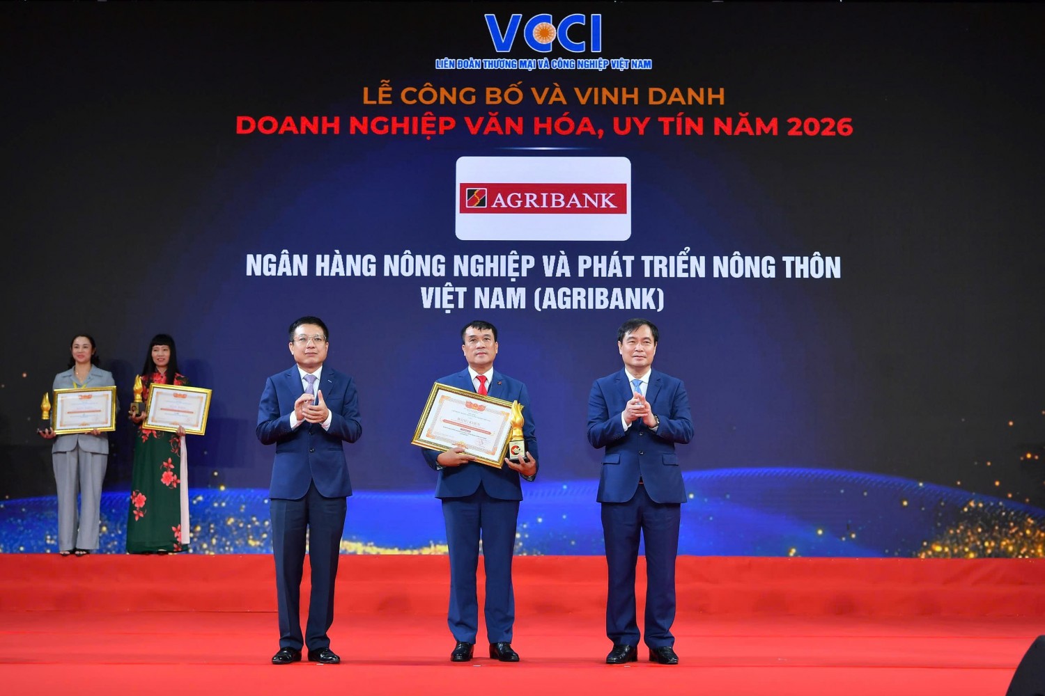 Agribank - Top 20 doanh nghiệp văn hóa uy tín có xếp hạng cao nhất năm 2026 Agribank - Top 20 doanh nghiệp văn hóa uy tín có xếp hạng cao nhất năm 2026