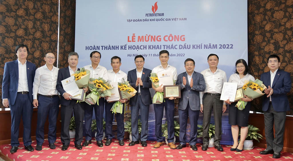 Petrovietnam về đích sớm Petrovietnam về đích sớm