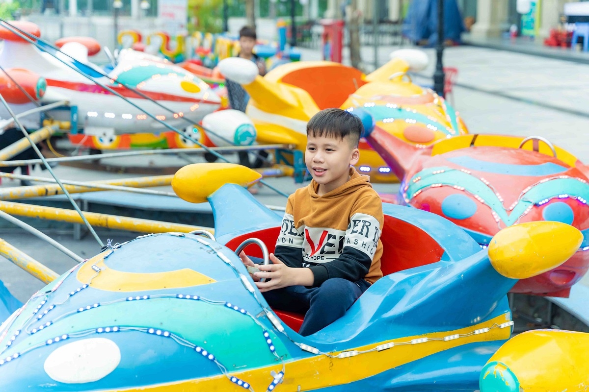 vinhomes ocean park tung bung don xuan quy mao 2023 voi hoi cho hoa xuan hinh anh 7