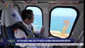 [PetroTimesMedia] Chủ tịch nước thăm, chúc Tết người lao động trên giàn khoan dầu khí