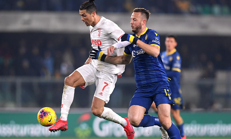 Juventus thua dù Ronaldo ghi bàn