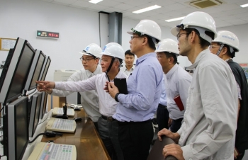 VNPOLY vượt thách thức