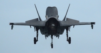 F-35B Mỹ phô diễn sức mạnh tại triển lãm hàng không Singapore