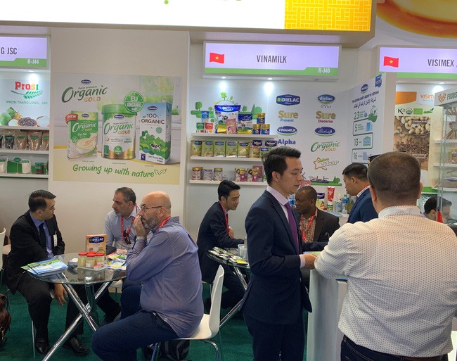 vinamilk ky hop dong 20 trieu usd ngay tai hoi cho quoc te gulfood dubai 2020