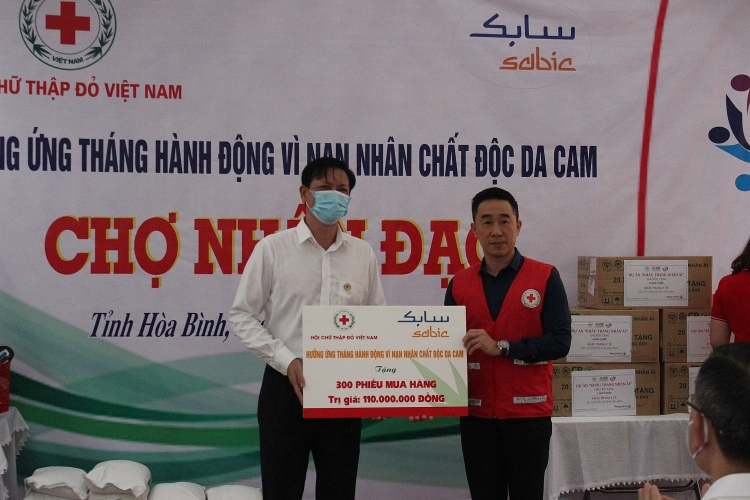 SABIC hỗ trợ cho hơn 1.200 người bị ảnh hưởng bởi dịch COVID-19 tại Việt Nam