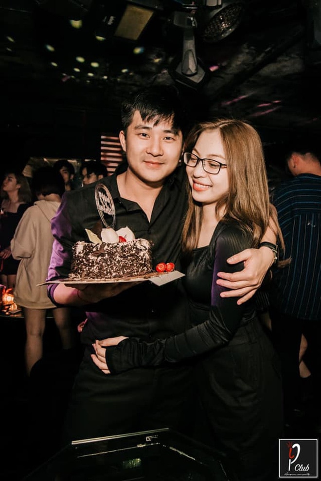 sao viet ngay 13 nhat kim anh dai nghia va vo tan phat phat 4000 khau trang 3000 nuoc rua tay giua dich covid 19