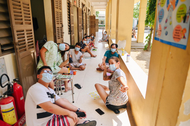 sao viet ngay 253 pham duc huy co ban gai moi sieu nong bong la nu giam doc