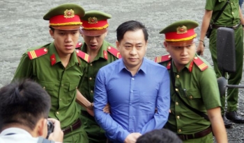 Vũ “nhôm” tiếp tục hầu tòa