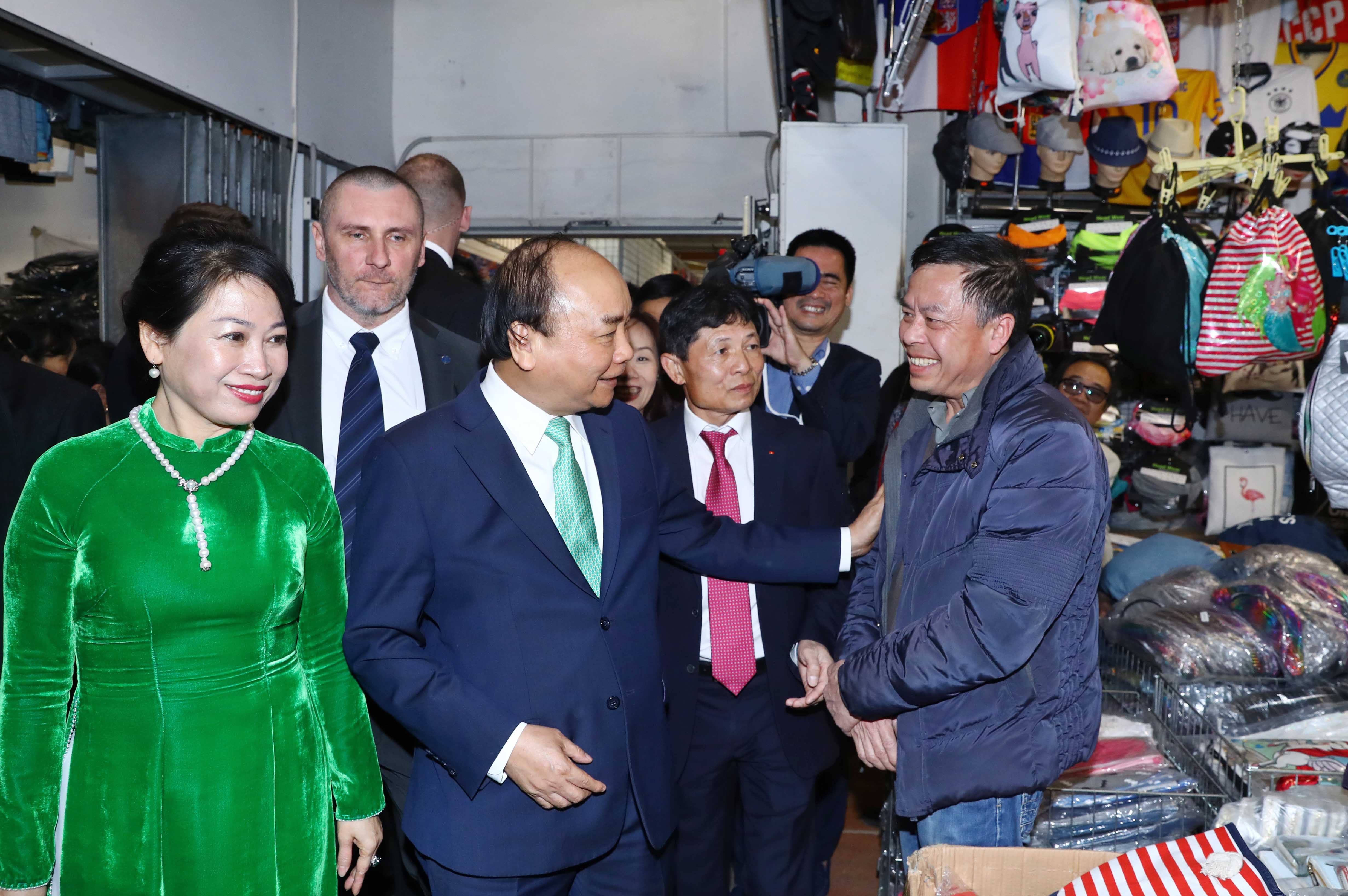 chuyen tham co y nghia dac biet toi 2 nuoc chau au cua thu tuong