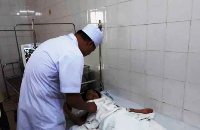 vu 5 hoc sinh va co giao bi dam tai truong co giao ke lai giay phut kinh hoang