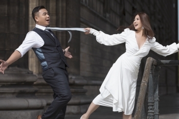 Sao Việt ngày 17/5: Đạo diễn 'Cua lại vợ bầu' cưới vợ kém 12 tuổi