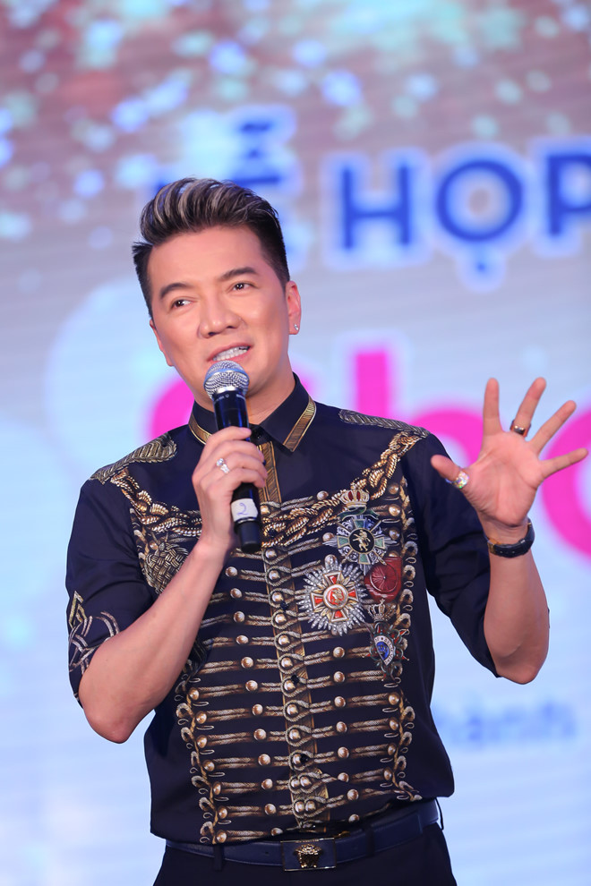 sao viet ngay 235 xich lo choi trau duoc thiet ke cho hoang thuy de mang den miss universe 2019