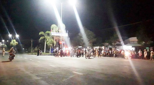 may bay quan su roi va no sung tai don bien phong