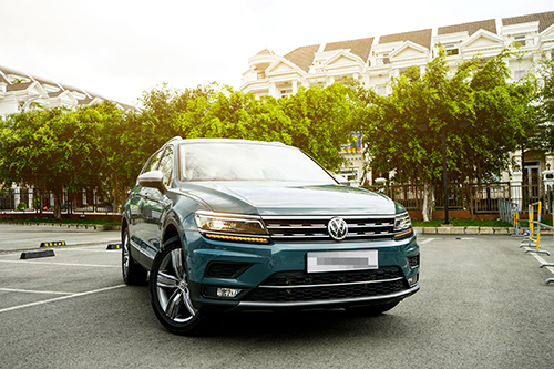 volkswagen tiguan allspace moi gia 185 ty tai viet nam