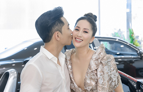 sao viet ngay 97 huyen my deo trang suc hon mot ty dong di su kien