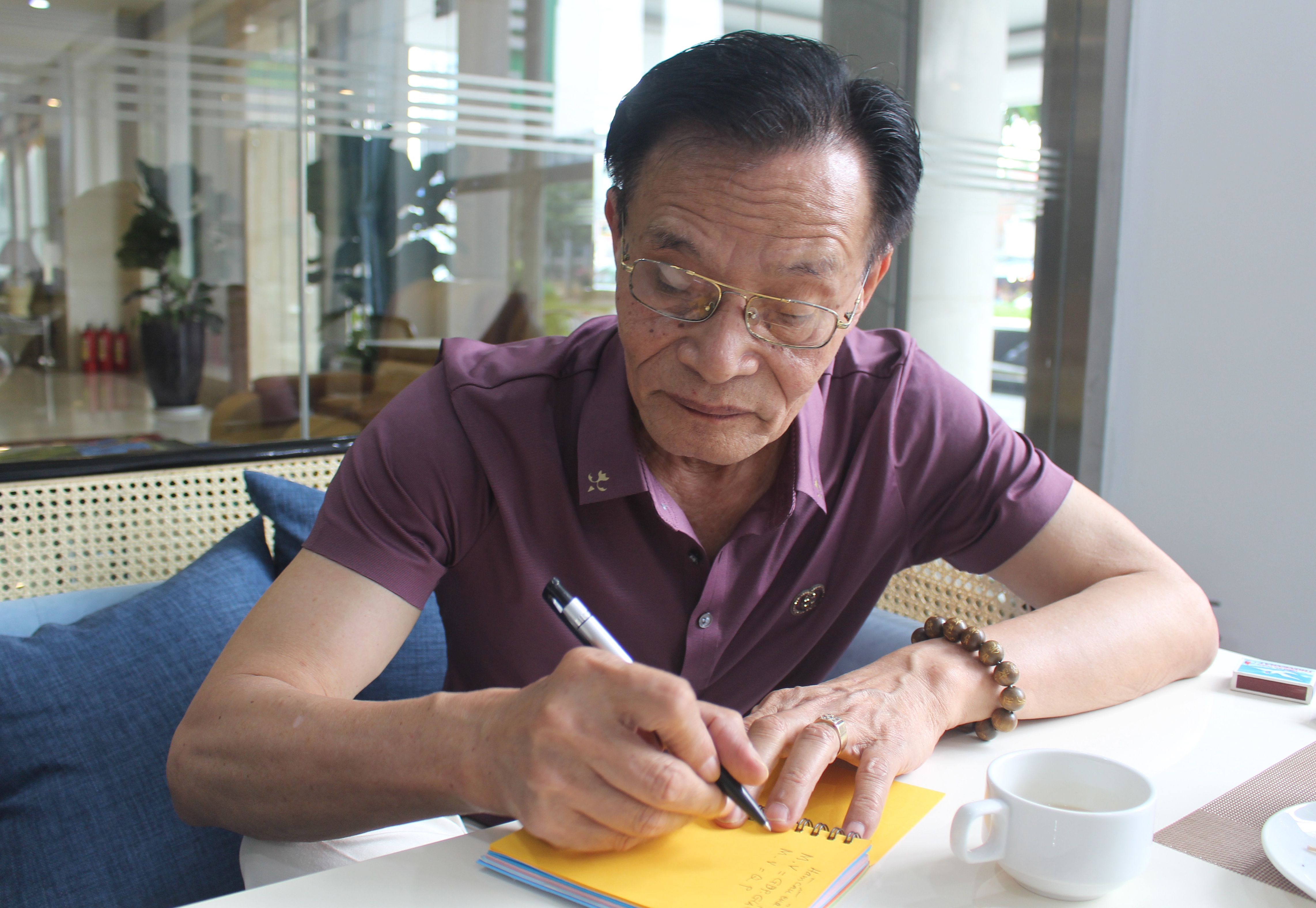 Chuyên gia Lê Xuân Nghĩa mổ xẻ lý do ngân hàng lãi to giữa dịch Covid-19 - 5 Chuyên gia Lê Xuân Nghĩa mổ xẻ lý do ngân hàng lãi to giữa dịch Covid-19 - 5