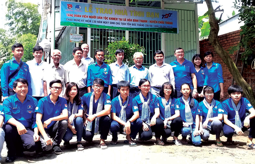 que huong bac ton san sang cho ngay le trong dai