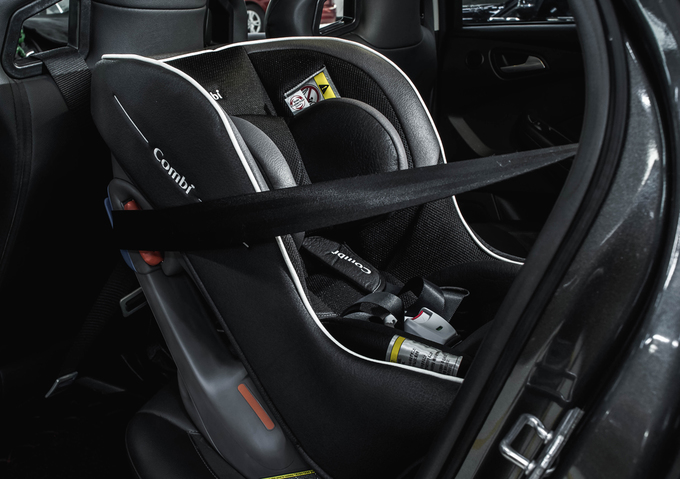 ford focus cua dan choi sai gon nang cap voi goi do 100 trieu