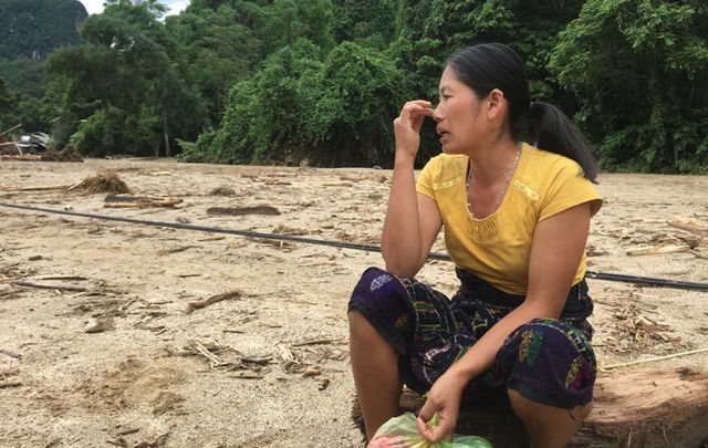 Òa khóc trước cảnh tan hoang sau cơn “đại hồng thủy” ở nơi đại ngàn oa khoc truoc canh tan hoang sau con dai hong thuy o noi dai ngan