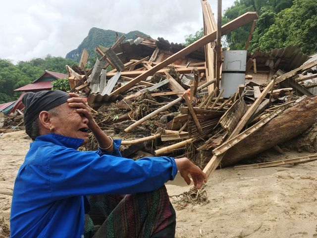 oa khoc truoc canh tan hoang sau con dai hong thuy o noi dai ngan