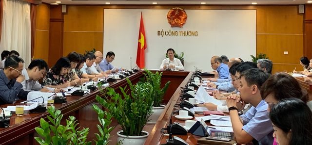 bo cong thuong gia giam vai nghin usd khi thue giam nhap khau o to tang ky luc