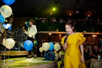 Sao Việt ngày 10/8: Quốc Trường và Bảo Thanh tình tứ song ca 'Cơn mưa tình yêu'
