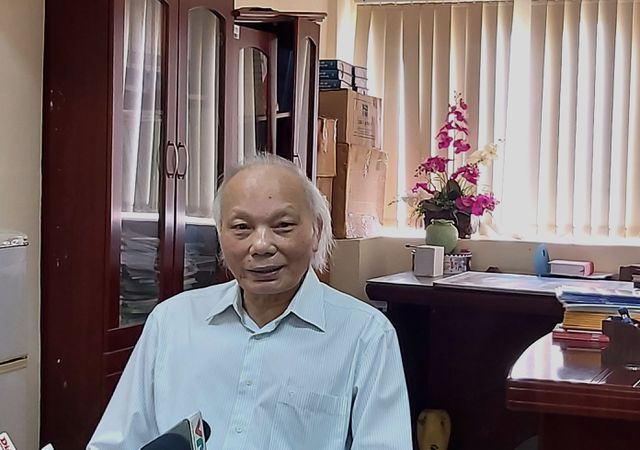 giao su nguyen mai hoat dong dau tu nuoc ngoai luon co gian diep kinh te