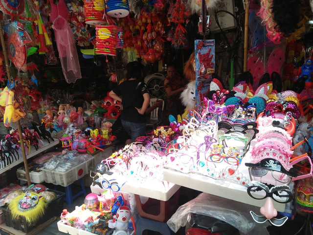 do choi trung thu truyen thong nhap thi nhieu ban cha duoc bao nhieu